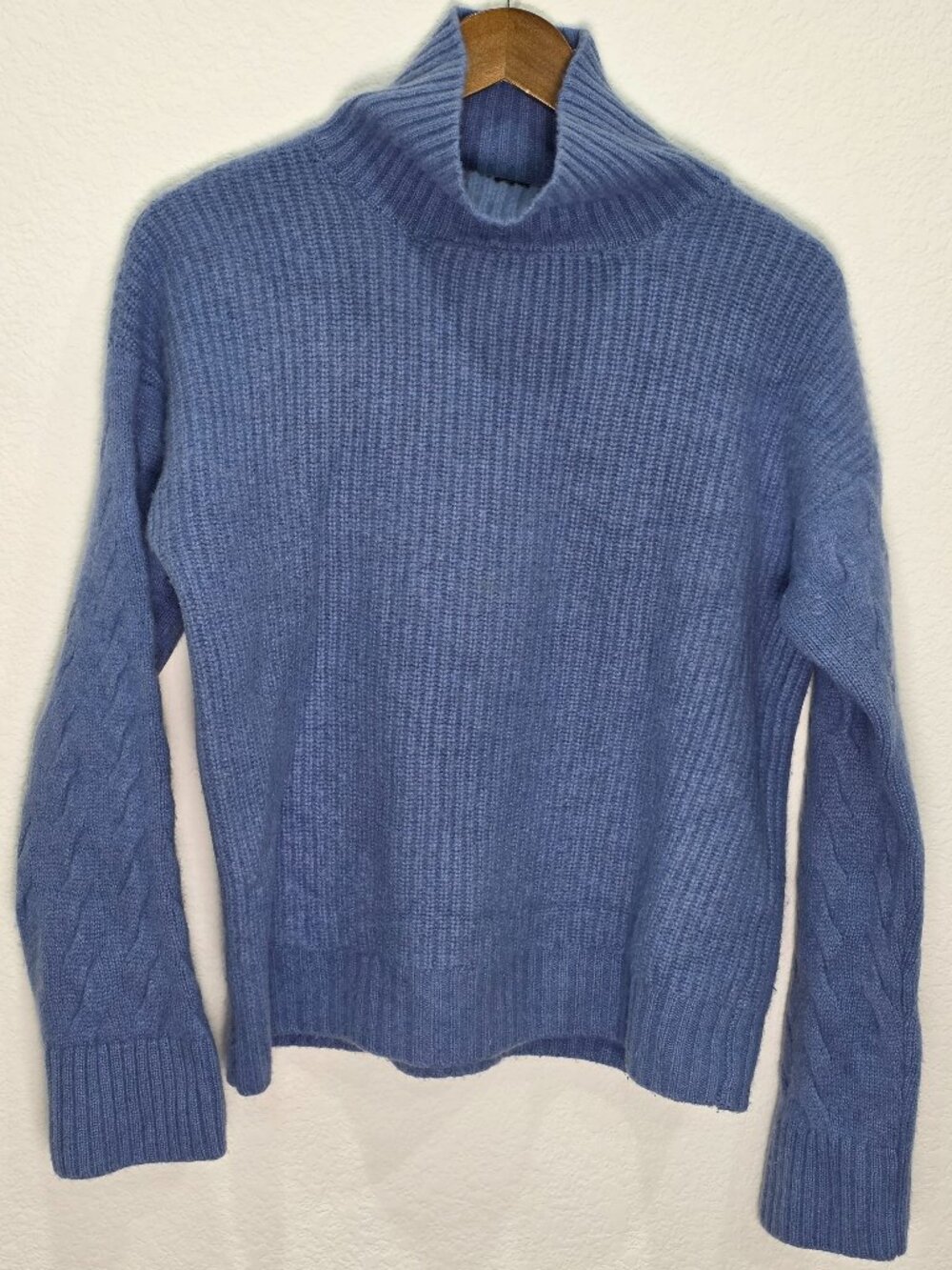 Gentle Herd Blue Wool Cashmere Mock Neck Knit Sweater Size M